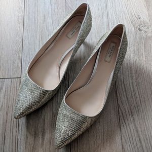 Cole Haan Bradshaw Pump, soft gold glitt, size 9.5